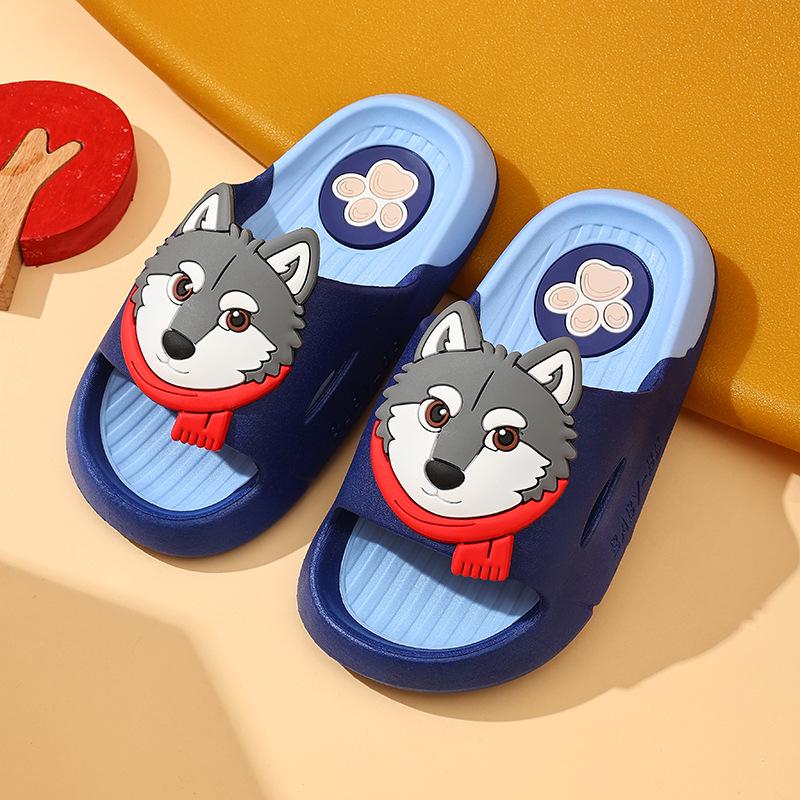 Wolf King Green Boys' Non-slip Soft Sole Cartoon Sandals: Summer & Bath Slippers for Kids