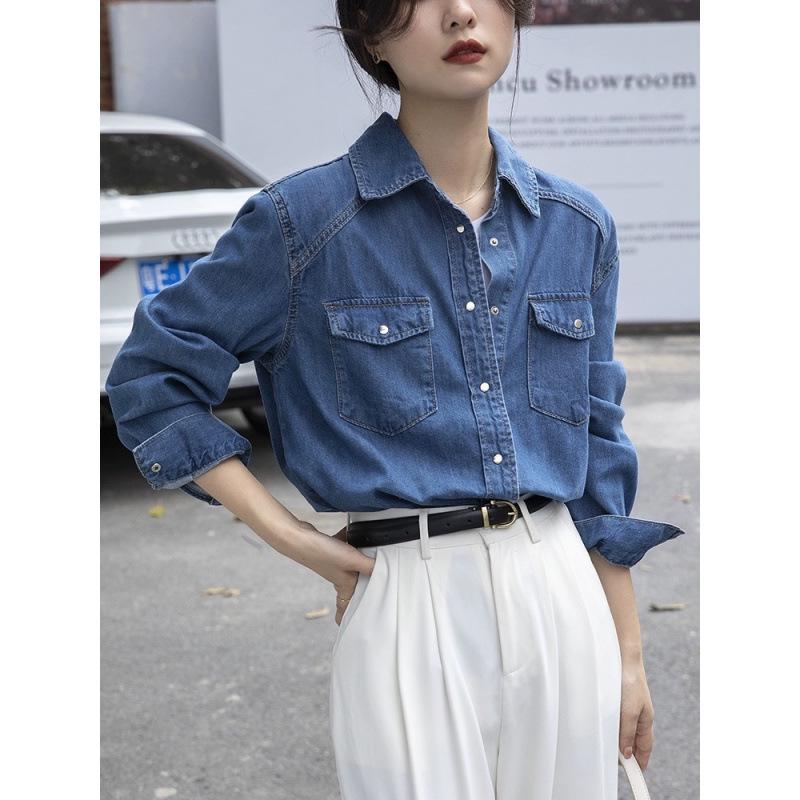 Chemise en jean rétro bleue pour femme petite - Printemps 2023, Haut à manches longues à superposer