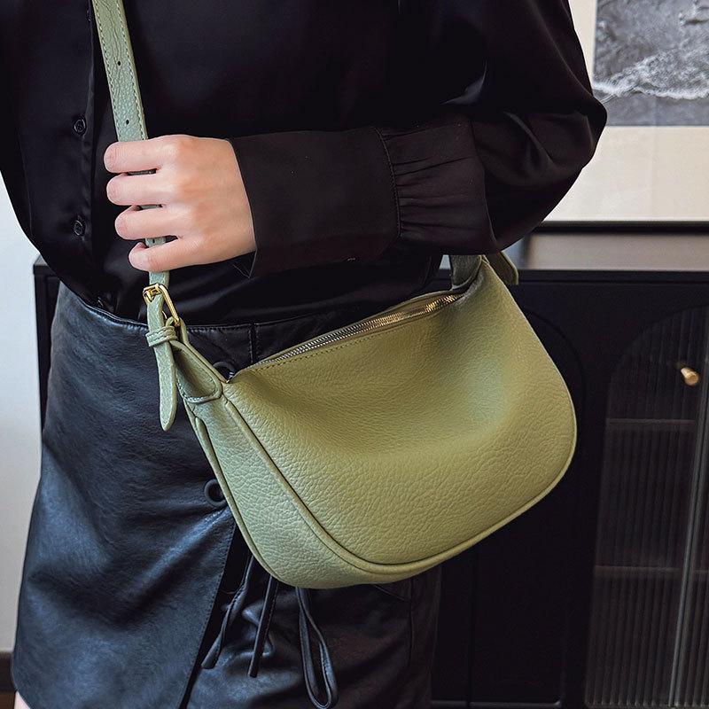 2025 new simple style casual light texture shoulder tote bag fashionable versatile commuter style solid color messenger bag