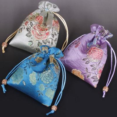 Floral Embroidery Flower Drawstring Bag Chinese Coin Purse Jewelry Packing Bag Hanfu Wrist Bag Candy Bag Small Wallet