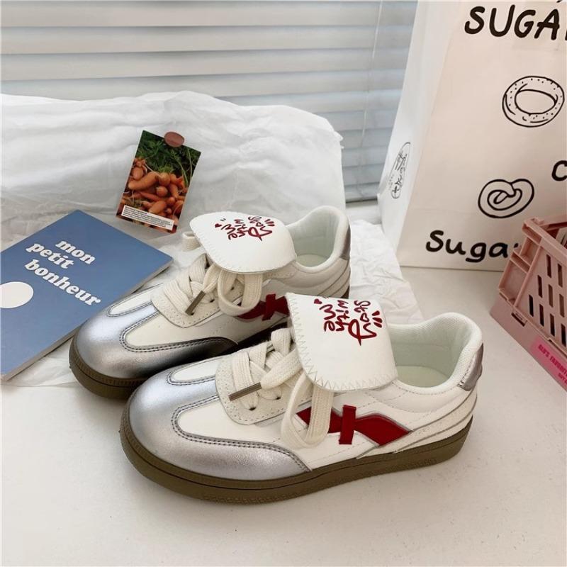 

Board shoes spring and summer striped flat bottom women flip white shoes women sports leisure women breathable non-slip 40