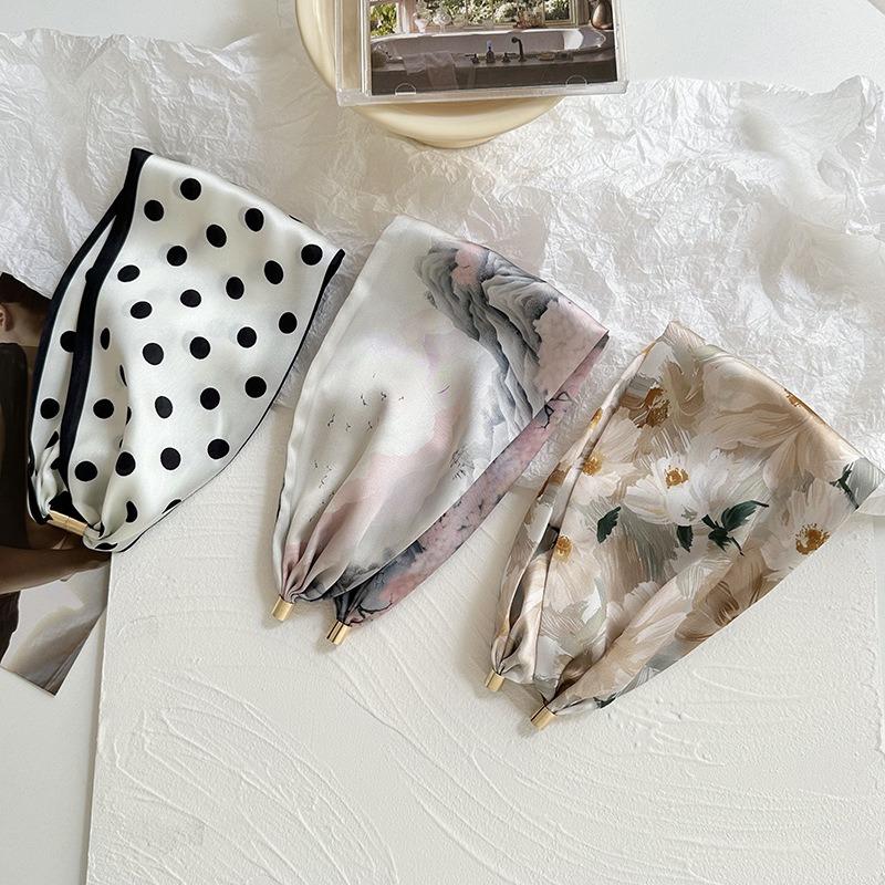 Silk scarf high-end new headscarf headband simple versatile neck protection decorative scarf magnetic buckle silk scarf