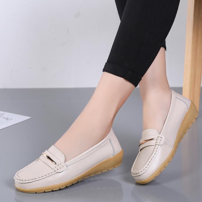 2026 New Genuine Leather Shoes Woman Slip On Women Flats Moccasins Women's Loafers Spring Autumn Mother Shoe Big Size 35-44