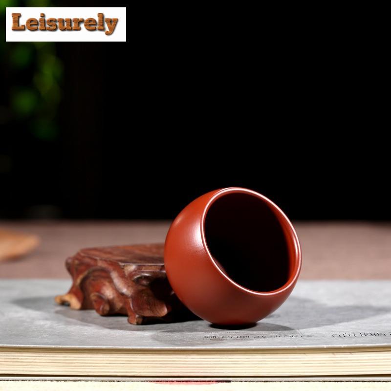 2 szt./partia Chińska Fioletowa Glina Filiżanka do Herbaty Przenośna Osobista Pojedyncza Filiżanka Zestaw do Herbaty Piękności Ręcznie Robiona Na Zamówienie Zisha Miseczka do Herbaty Akcesoria 80 ml