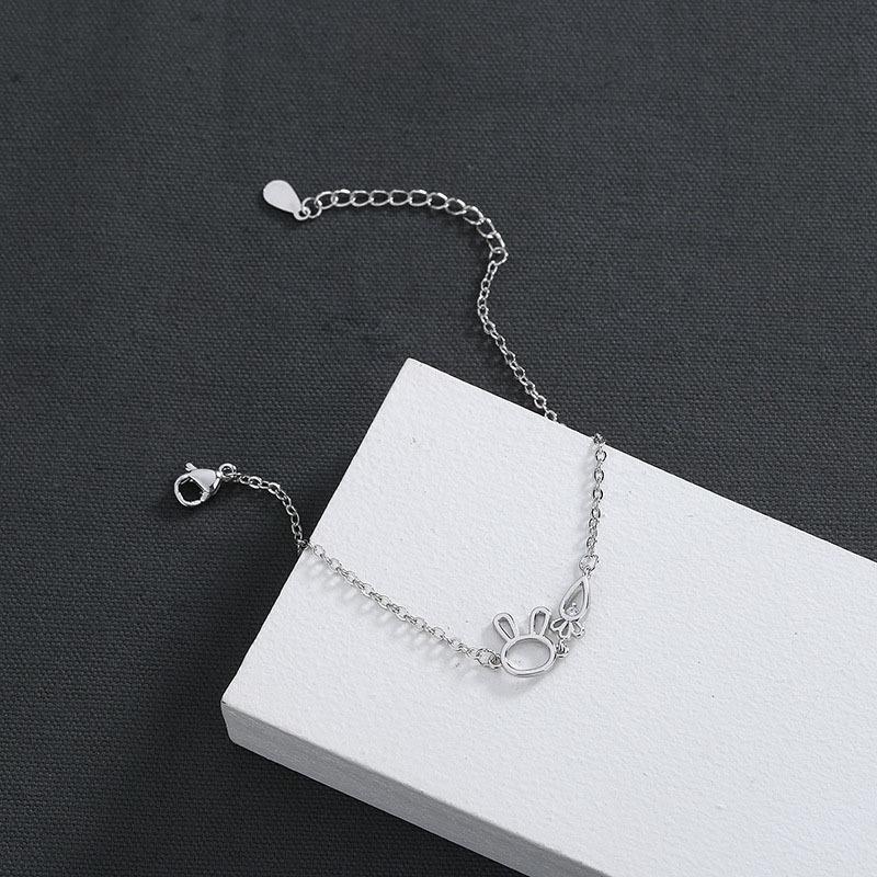 Diamond-encrusted Bunny Carrot Girlfriend Bracelet Japanese and Korean Cute Girl Heart Mori Hollow Design Bracelet