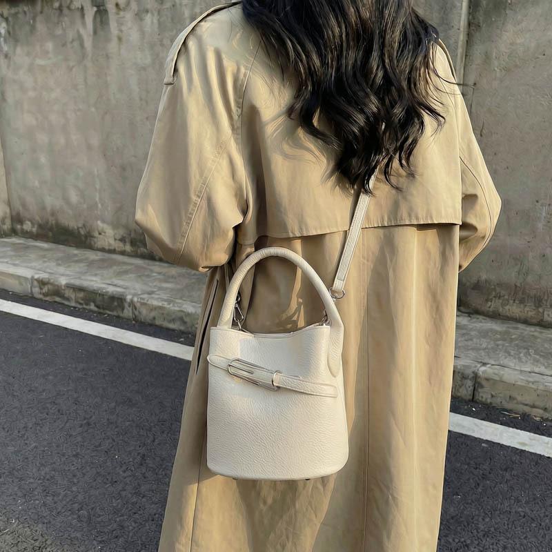 Bucket Handbag Bag Single Shoulder Crossbody Strap Vintage Belt Decoration Stylish High-end Fashionable Casual Solid