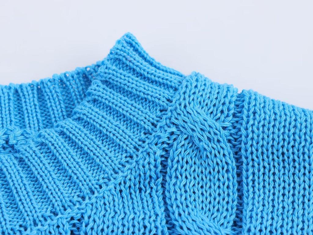 Spring 2025 Women's European-American Style Eight-Strand Braid Knit Top - Slimming, Short Sleeve, Round Neck