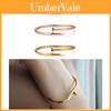 Bracciale a polsino con chiodi che eleva il tuo stile
