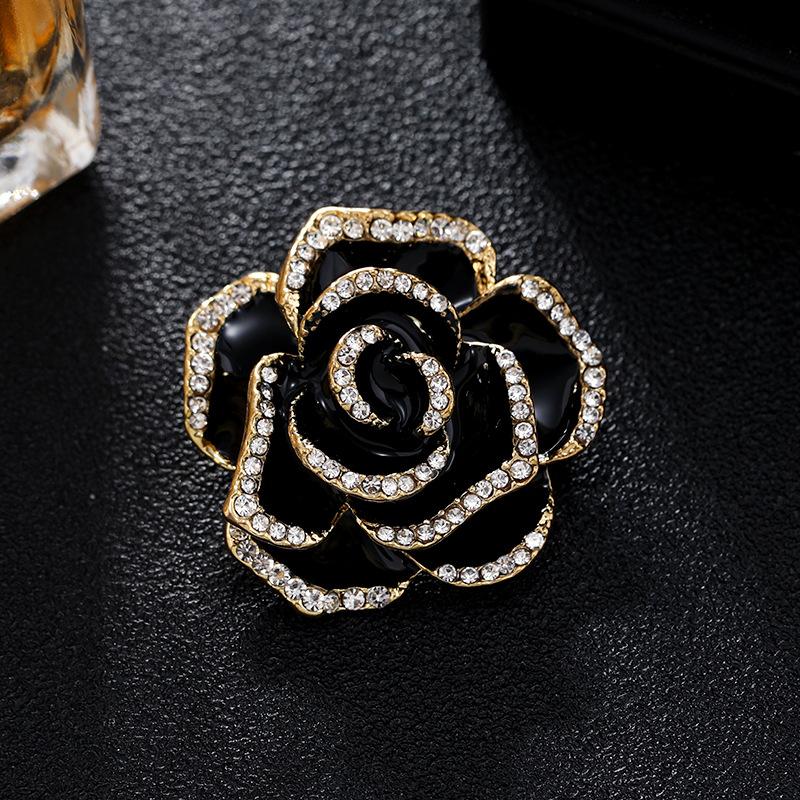 Nouvelle Broche Camélia Cristal Broche Femme Tempérament Haut de Gamme Broche Épingle Luxe Boucle Foulard en Soie Accessoires de Costume