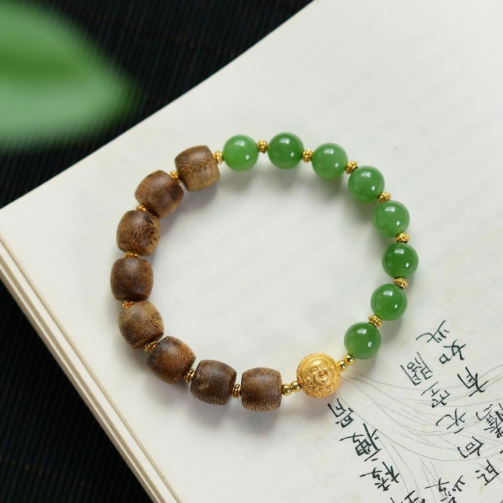 Hetian Grüner Jade & Sandelholz Perlenarmband mit 925 Silber Gott des Reichtums Anhänger