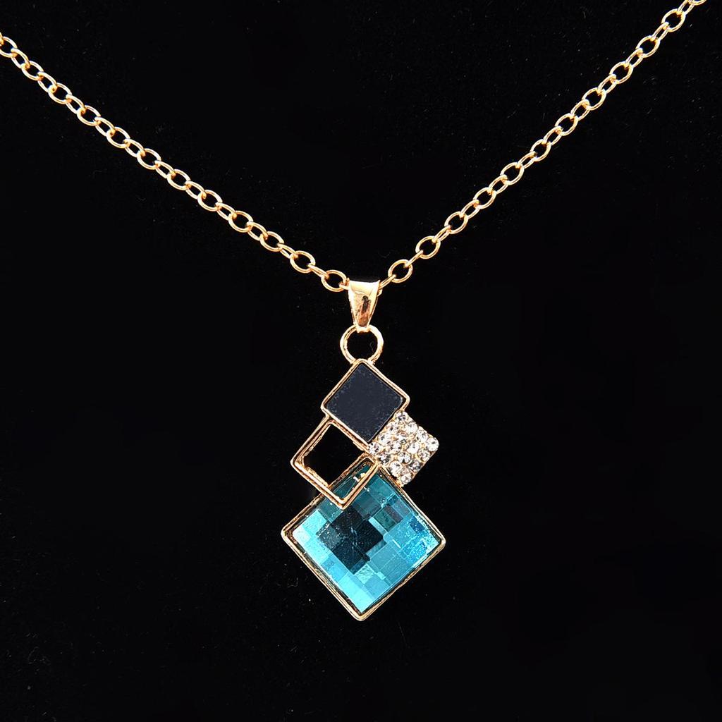 Ensemble Collier Carré & Boucles d'Oreilles Style Coréen - Bijoux de Mariée Simples, Élégants & Polyvalents