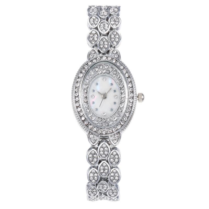 New Fashion Casual Women Watches Full Diamond Oval Dial Bracelet Bracelet Women Fashion Versatile Quartz Watch Relogio Feminino
