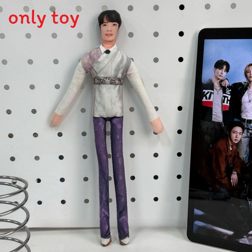 Themed 28cm Plush Toy With Flexible Wire Skeleton For Collectors And Giftgiving