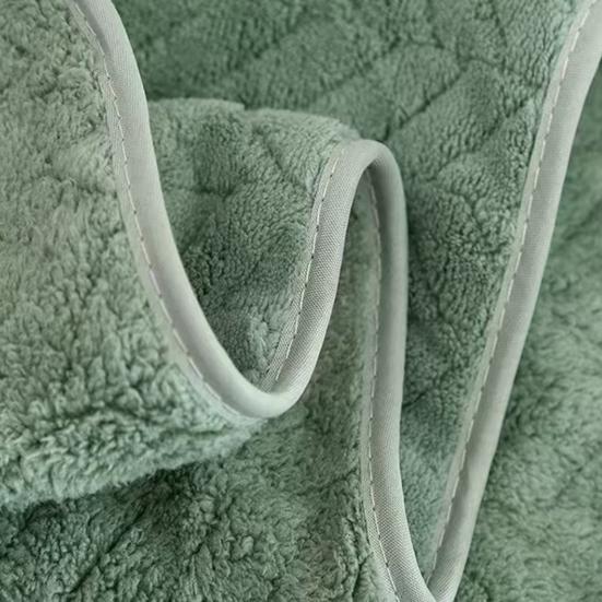 Large Bath Towel Lint-Free Soft Highly Absorbent Bath Towel Beach Wrap Towel for Sensitive Skin Shower Spa Gym Travel Home Use