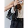 Cool and Charming Girl Niche Design Leather Zipper Single Shoulder Armpit Bag Retro European and American New Bag