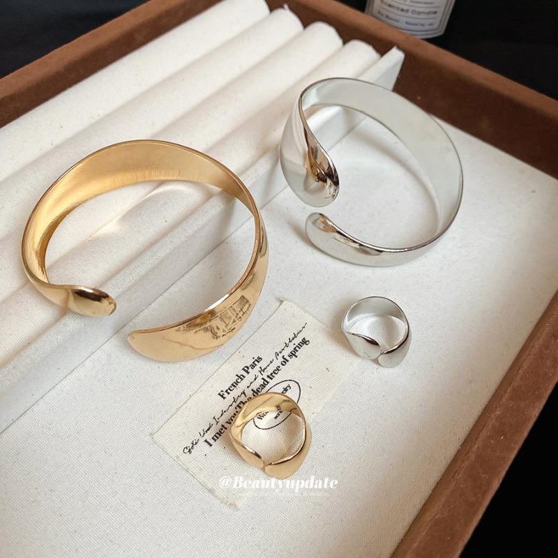 Oval smooth open bracelet set exaggerated ins fashion versatile bracelet light luxury high-end jewelry