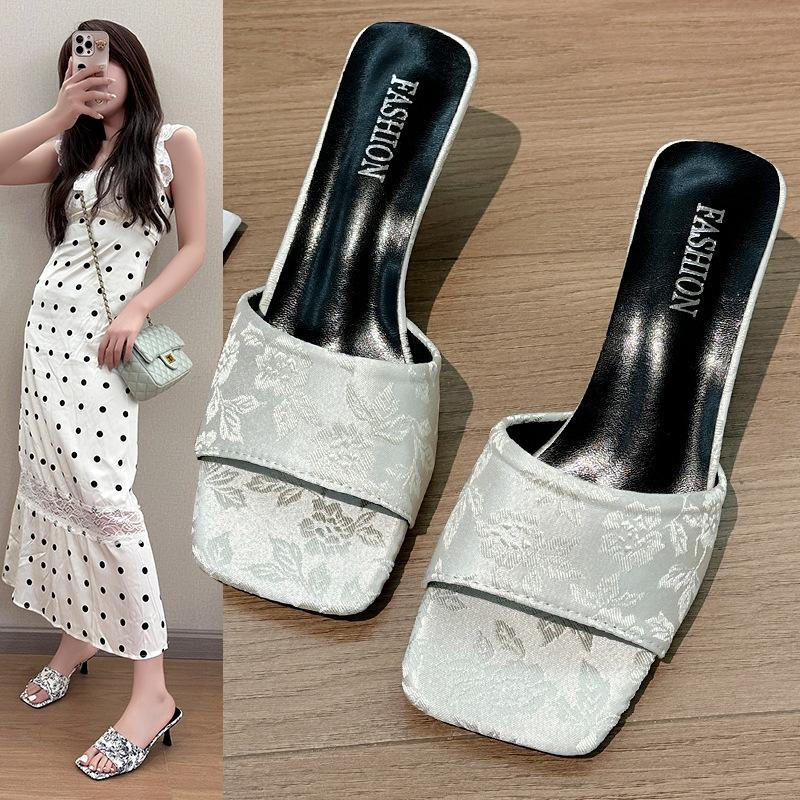 Printed Sandals, New Embroidered Large-size Women's Shoes, Square Head Temperament, High-heeled Slippers