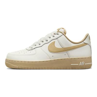 Baskets pour femmes Air Force 1 07 Voile Sésame FZ3597-133