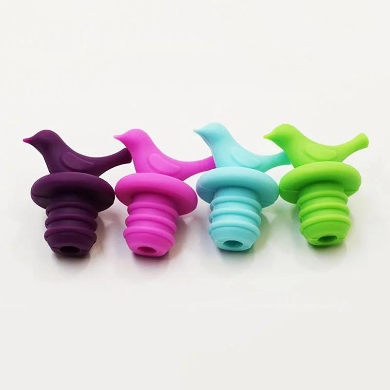 

4PCS Silicone Wine Beer Cover Bottle Cap Stopper Bottle Cover For Beverage Wine Savers Bar Accessory Random Color Home Supplies