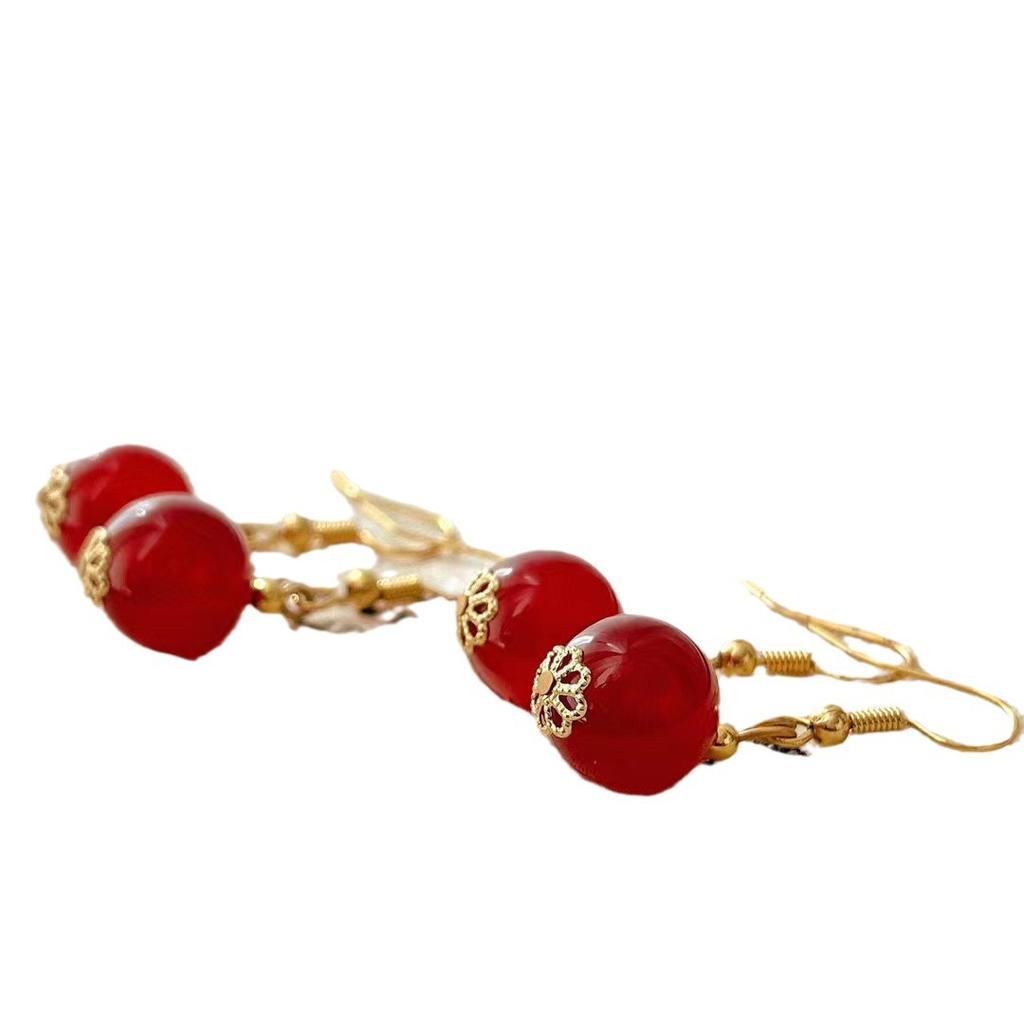 Retro Autumn And Winter Earrings, Simple Natural Chalcedony Agate Earrings, Ethnic Style, Chinese Red Earrings.