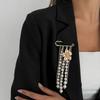 SHIXIN Trendy Imitation Pearl Tassel Beaded Brooche Women New Exquisite Gold Color Flower Geometric Suit Pin Jewelry Accessories