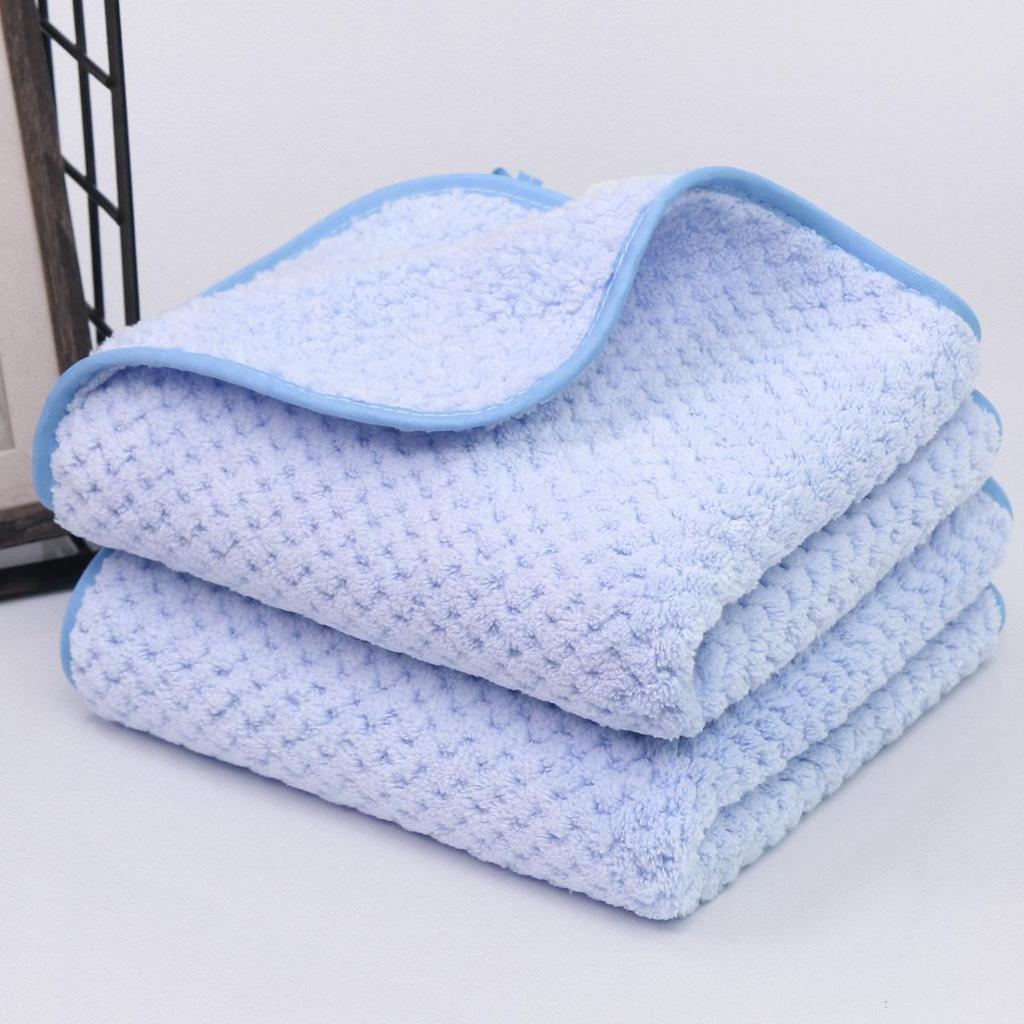 Soft High-Density Coral Fleece Towel - Absorbent, Thick Face & Hair Drying with Fresh 3D Floral Design