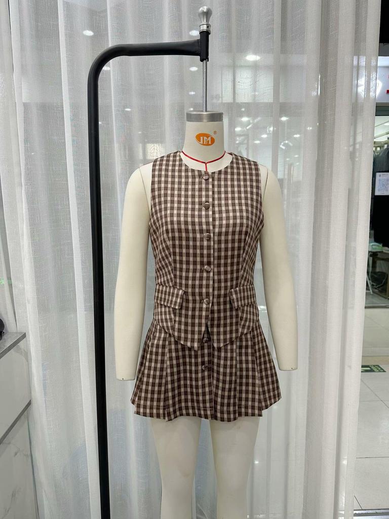 2025 Early Spring Plaid Vest & Pleated Skirt Set for Women