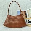 New handwoven bag, high-end women's vegetable basket, handbag, shoulder bag.