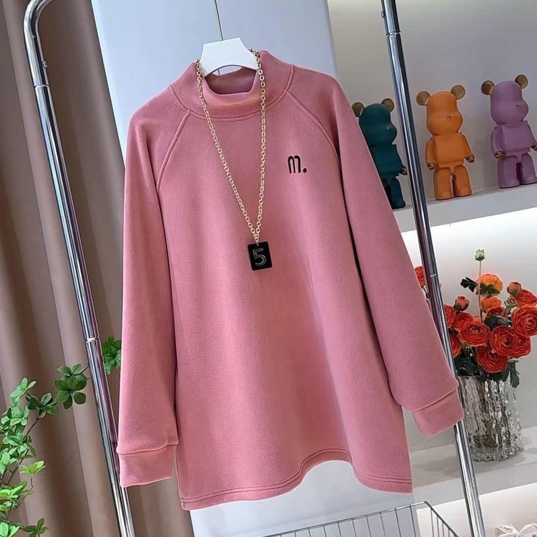 

Plus Size Women s Velvet Mock Neck Long Sleeve Top - Slimming, Flaw-Hiding, Warm Autumn/Winter Wear XL