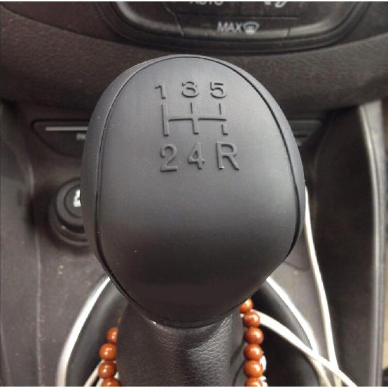 2Pc/Set Silicone Covers Shift Gear Knob Handbrake Cover For Ford Focus 2 3 Fiesta Kuga 2 Escape Gear Head Protective Collar Case