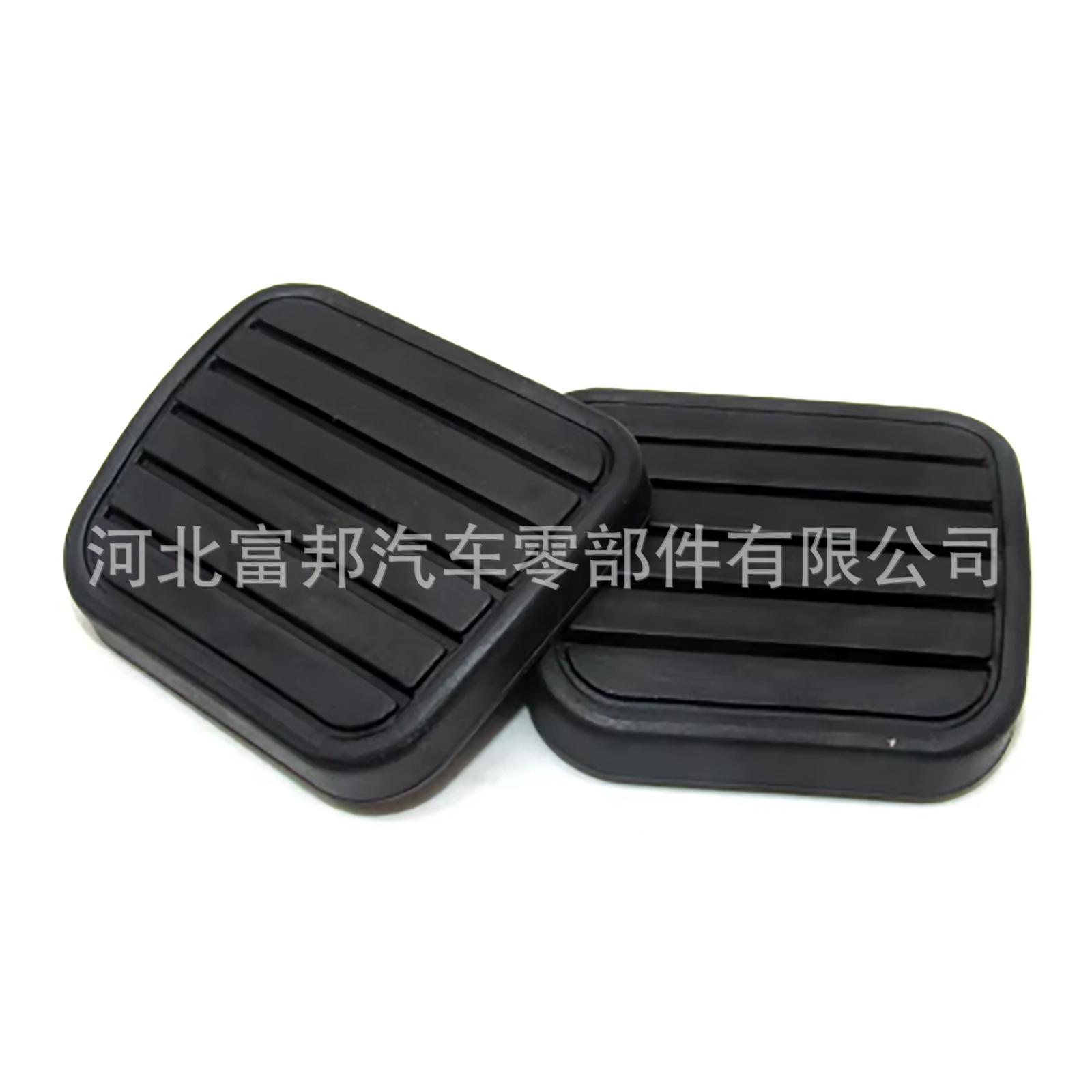 

- Rubber Cover For Automotive Clutch And Brake Pedals One Size чорний