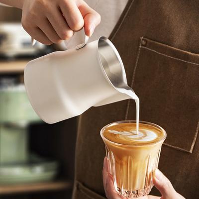 Oală de topire a cafelei Rezistent la coroziune Economisește forța de muncă Rezistent la căldură Ușor de utilizat Cană profesională pentru spumare a laptelui pentru magazinul de deserturi