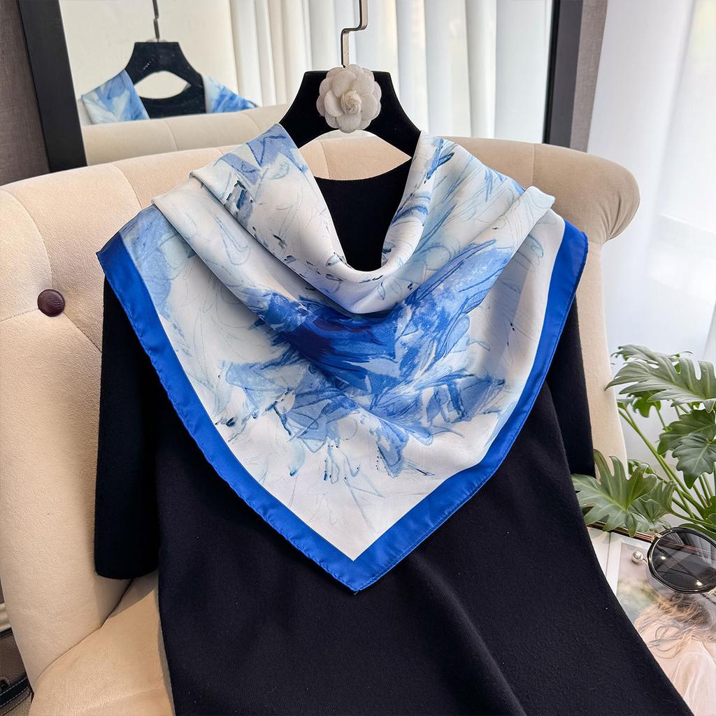 Spring And Autumn Fashion Versatile Simulation Silk Scarf Printed Shawl Women'S Decorative Headscarf Beach Towel
