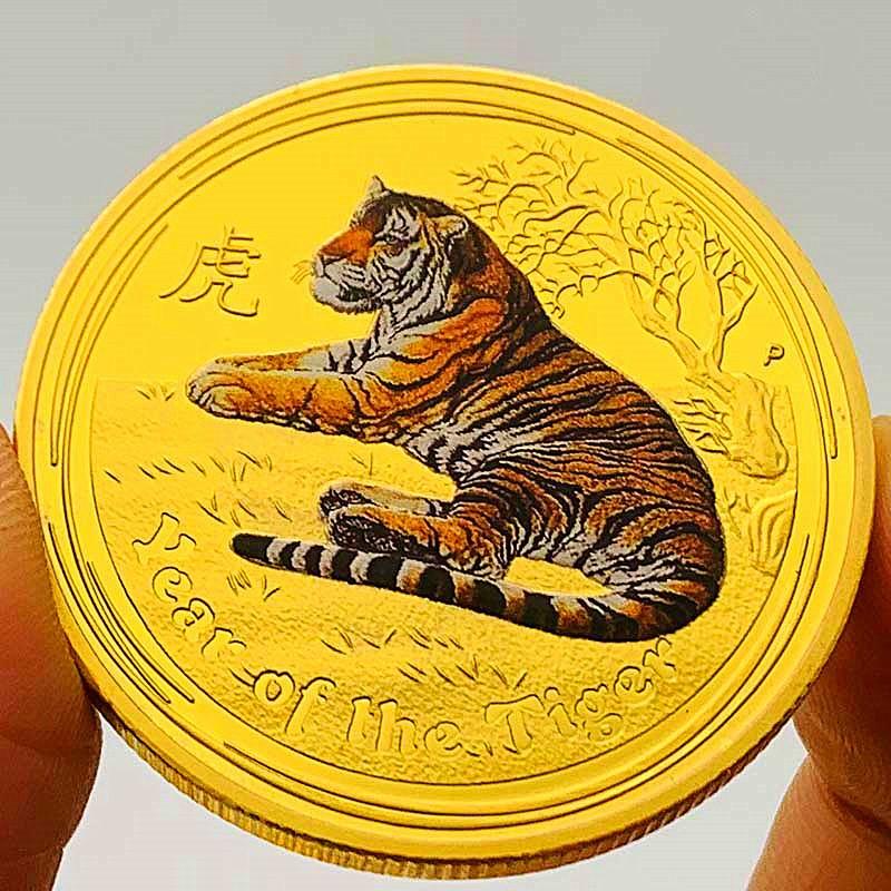 Australia coin, the Chinese zodiac, the the Year of the Loong, gilding, color printing commemorative medals, playing craft, decorations