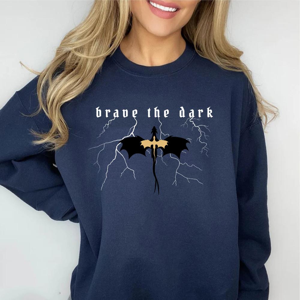 Onyx Storm Brave The Dark Sweatshirt Dragon Sweater Dark Academia Unisex Sweatshirts Long Sleeve Crewneck Pullover Vintage Tops