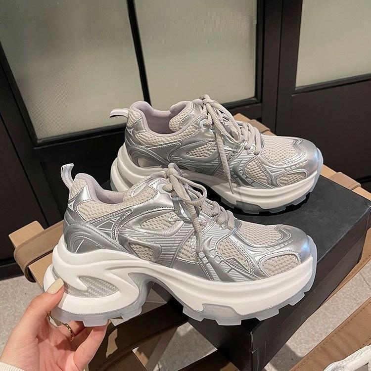 Thick-soled sports and leisure 2025 spring and summer new ins trendy girl shining galaxy breathable mesh soft-soled dad women's shoes
