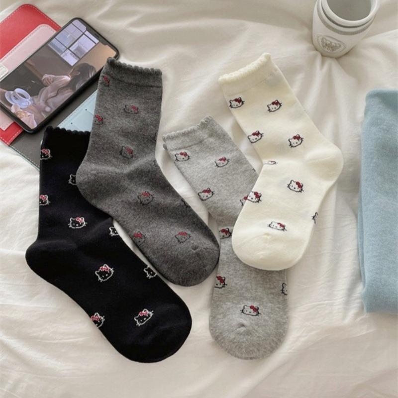 Damen Frühling und Herbst Einfarbig Katze Blasenmaul Spitze College Wind Röhren Plüschsocken