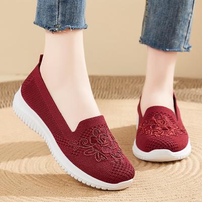 Shoes Women's New Cloth Shoes Embroidered Shoes Shallow Pedal Women's Shoes Breathable and Comfortable