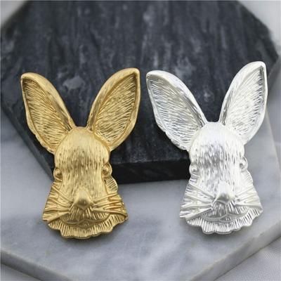 Broches Année Broches de Colliers Accessoires de Vêtement Badges Broche Broches Lapin Broche Coréenne Broches Métalliques