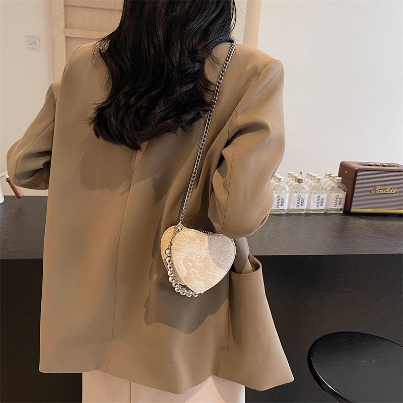 2025 New Personality Trend Pearl Beaded Love Peach Heart Handbag Shoulder Bag Messenger Bag Women's Bag