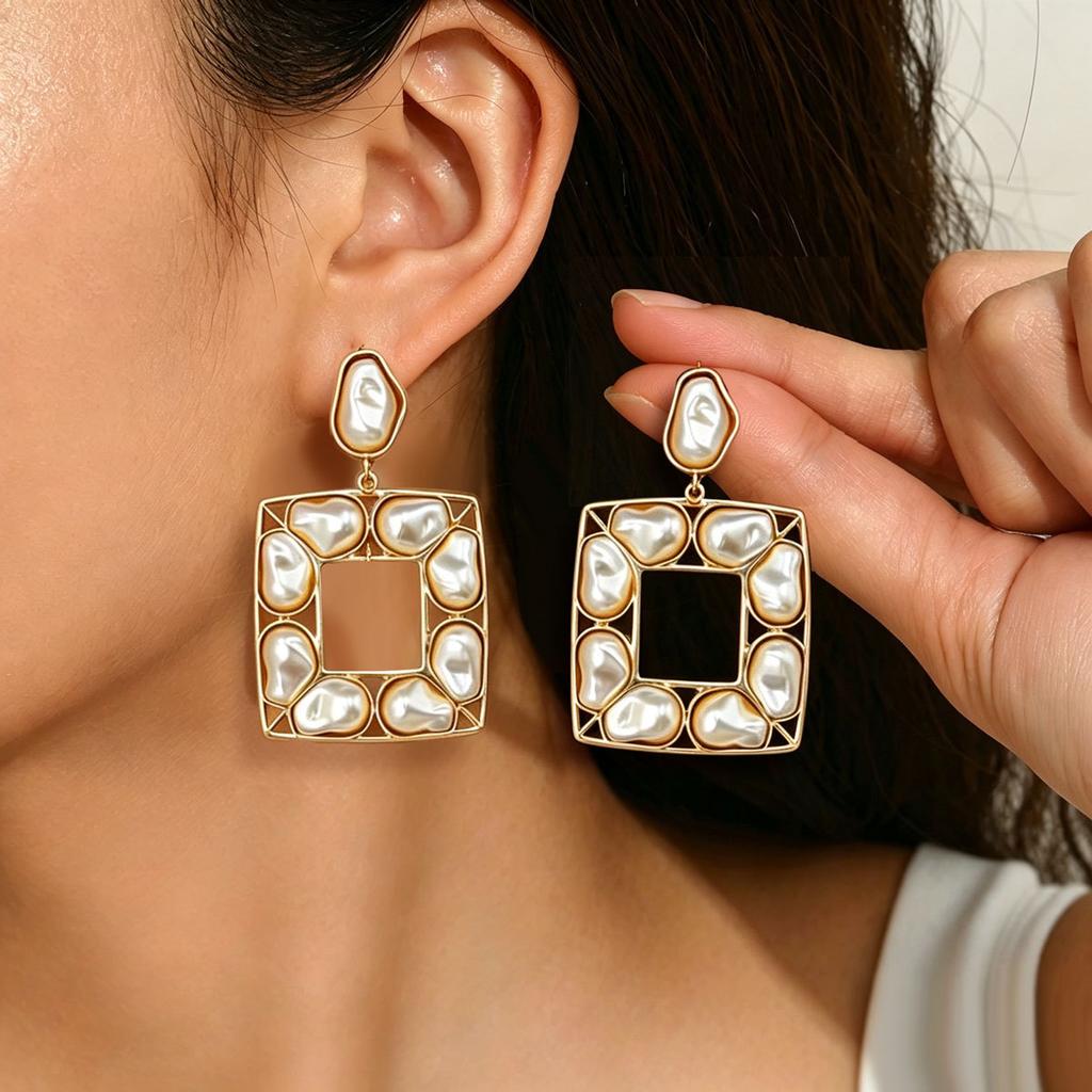 European and American women's earrings, geometric pearl square design high-end stud earrings, versatile niche earrings