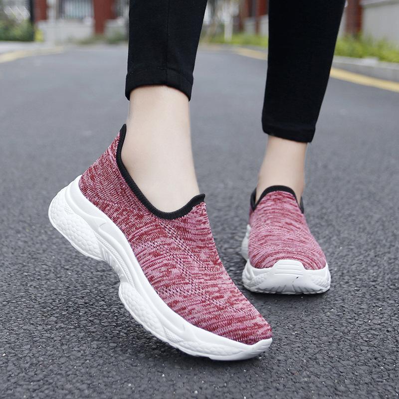 2024 new spring and autumn soft-soled mesh breathable one-pedal women's casual shoes elderly walking shoes