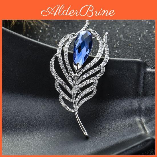 Feather Brooch Hollow Peacock Shape Shiny Rhinestone Stainless Exquisite Colorfast Luxury Bag Collar Scarf Hat Decoration Clothes Pin Lady Jewelry