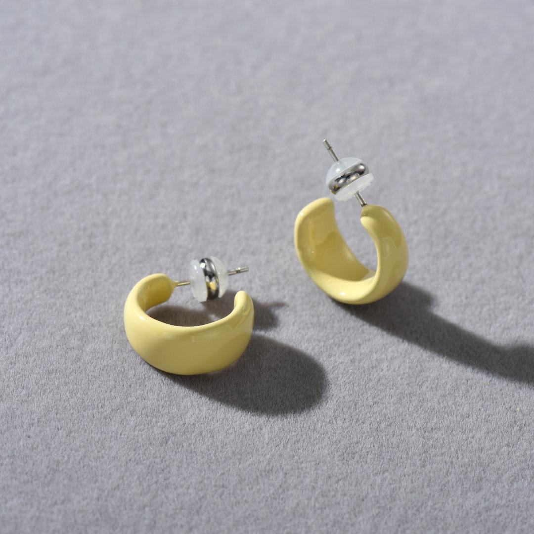 

Early Spring Texture Drip Glaze Small Earrings S925 Silver Needle Stud Earrings Niche Design High Sense Versatile Simple Earrings