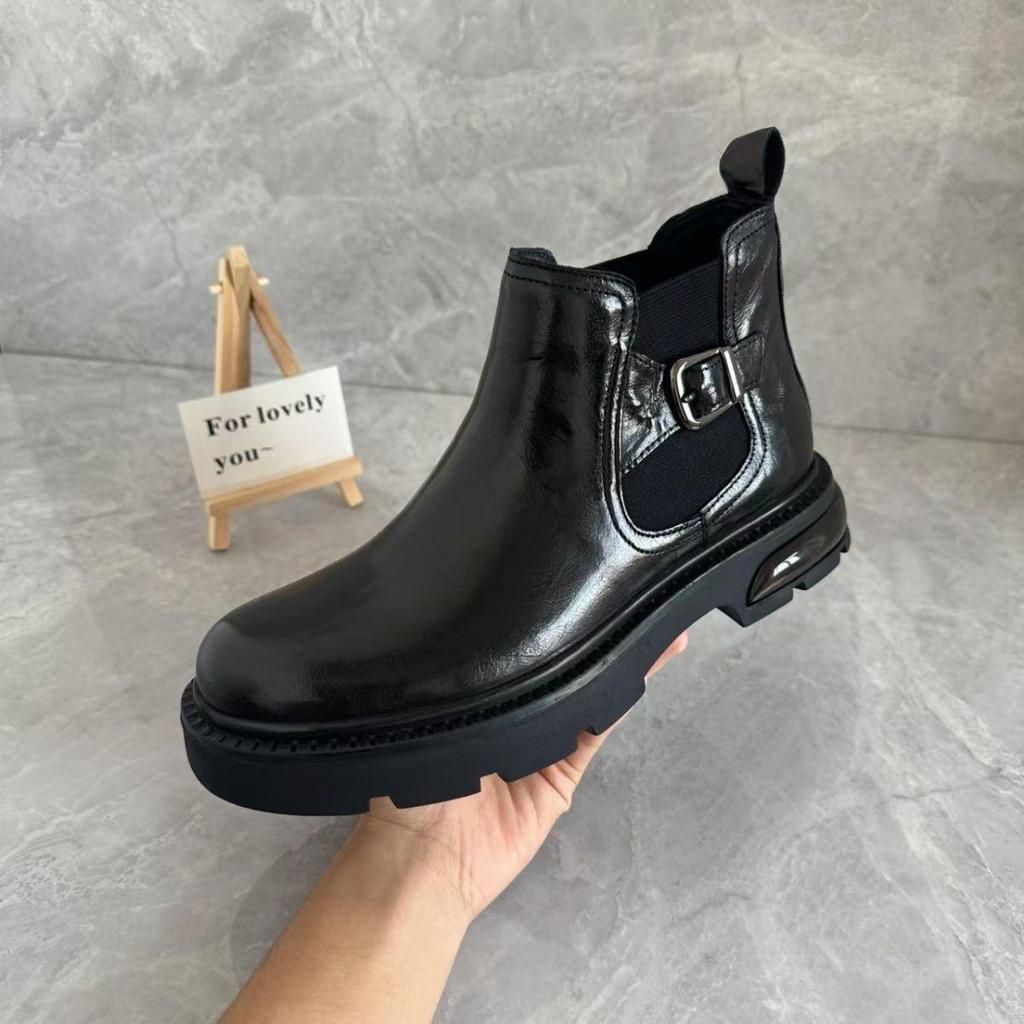 Men's 2025 British Chelsea Ankle Boots, Black Chimney, Height Increasing, Thick Sole, Genuine Leather for Autumn/Winter.