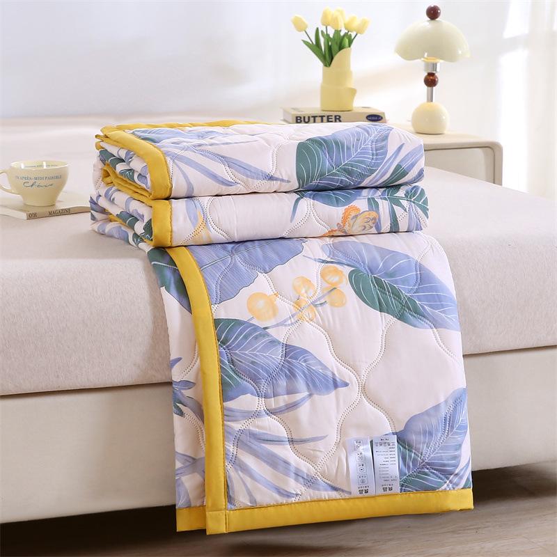 Comfortable Breathable Cotton Summer Quilt - Washable AC Quilt with Gift Box Packaging