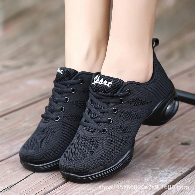 Four seasons mesh breathable square dancing shoes soft sole light yoga fitness shoes jumping shoes jazz dance shoes new