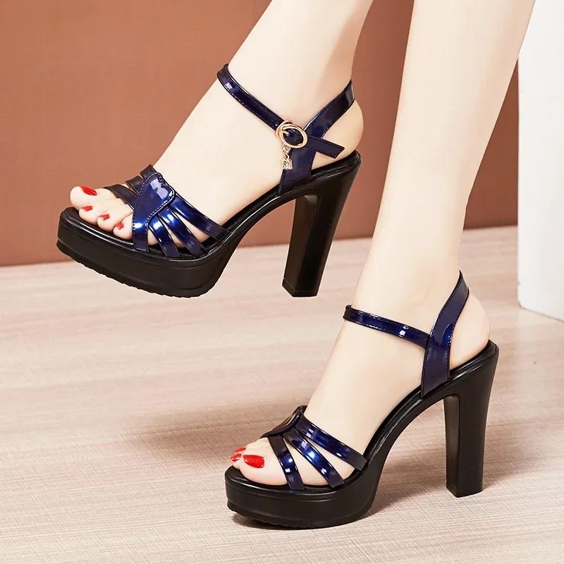 Small Size 32-43 Elegant Block High Heels Sandals Patent Leather 2025 Summer Women's Thick Platform Shoes for Dress Wedding