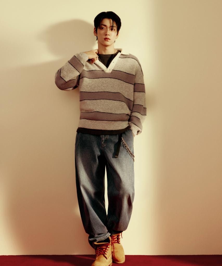 COVERNAT Striped Collar Knit Ash Blue