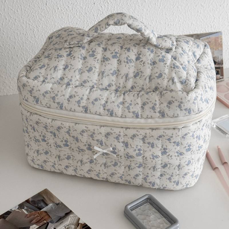 Floral Cotton Makeup Bag With Breathable Design For Daily Use